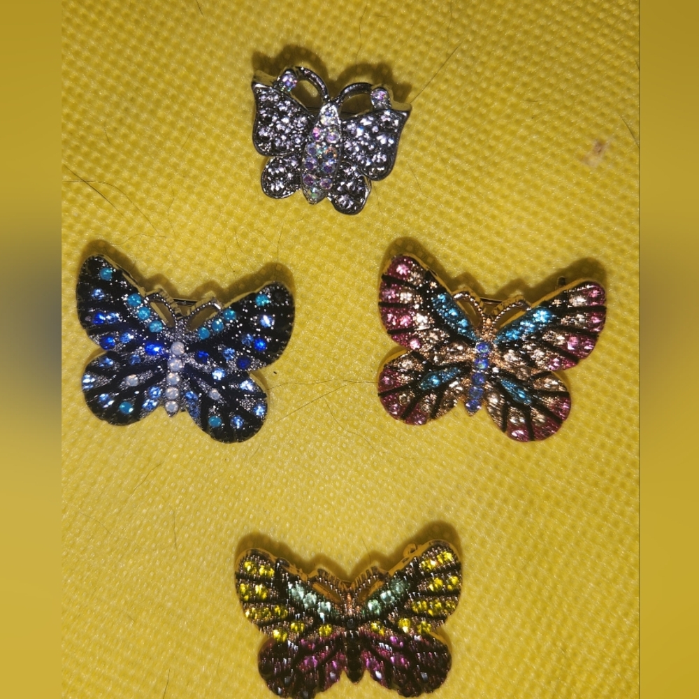 SMALL BUTTERFLY PIN( No Longer Available,) Can't Delete It For Some R.     NOT F